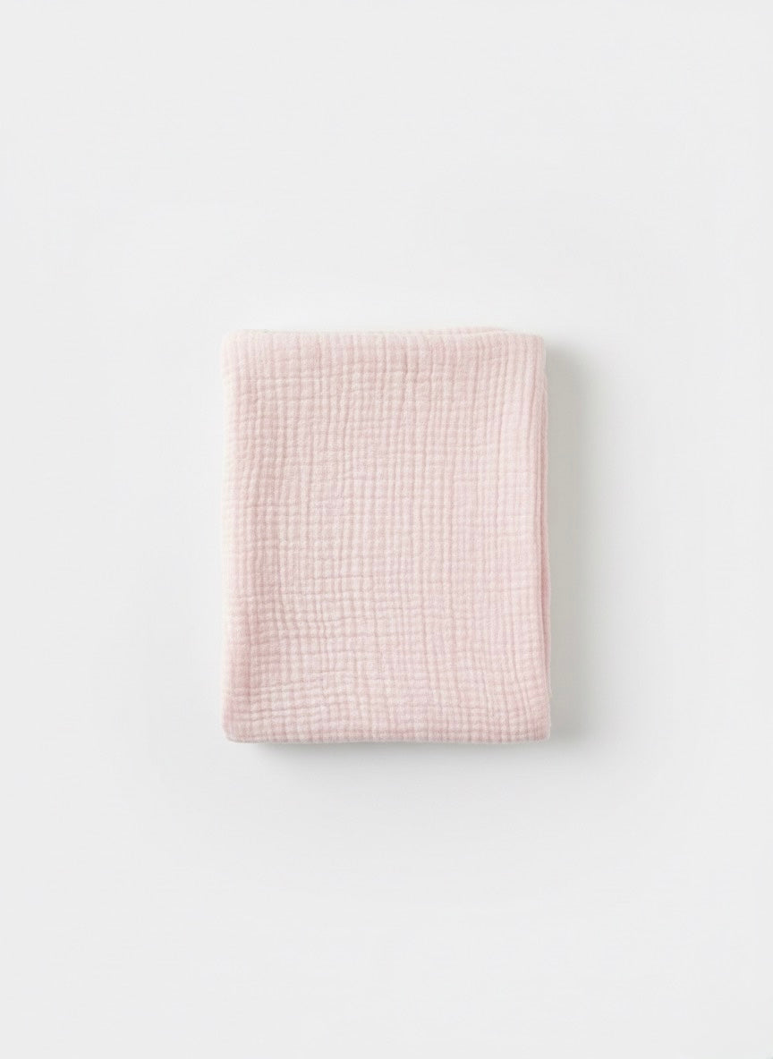 Gentle cotton baby blanket for newborns