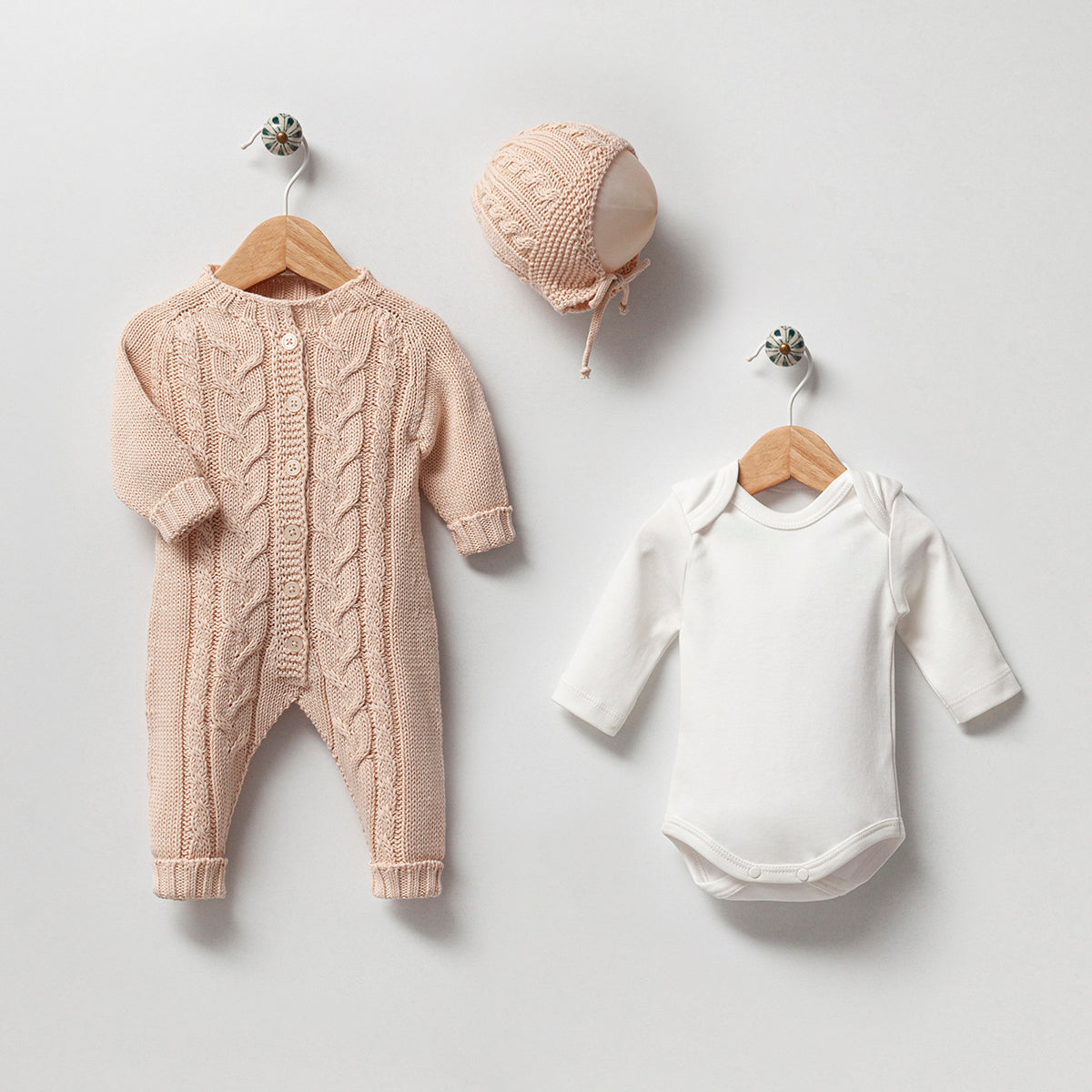 Blush Beige Baby Knit Romper Set – Piece Cable Knit Outfit
