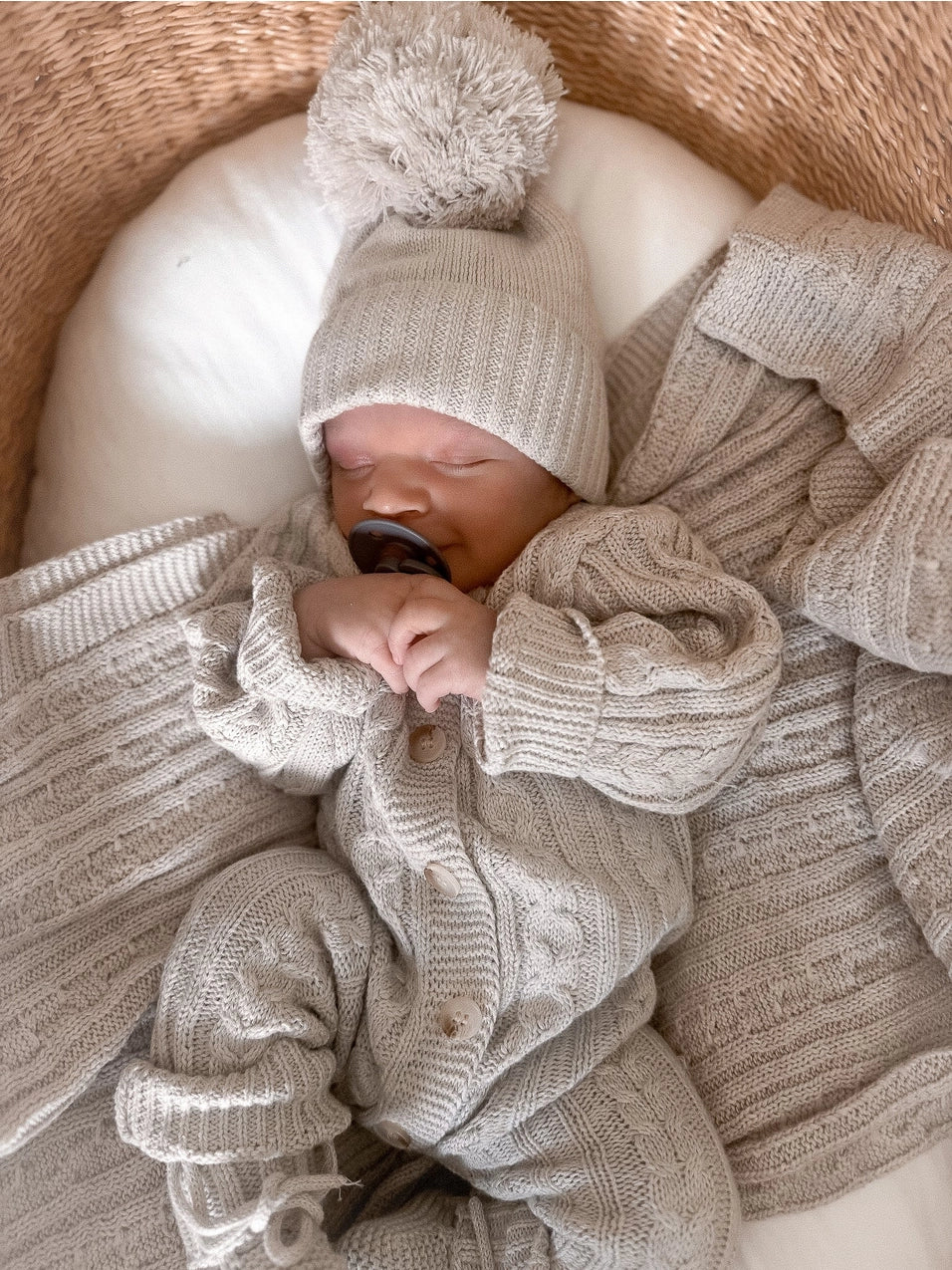 Knit newborn outfit