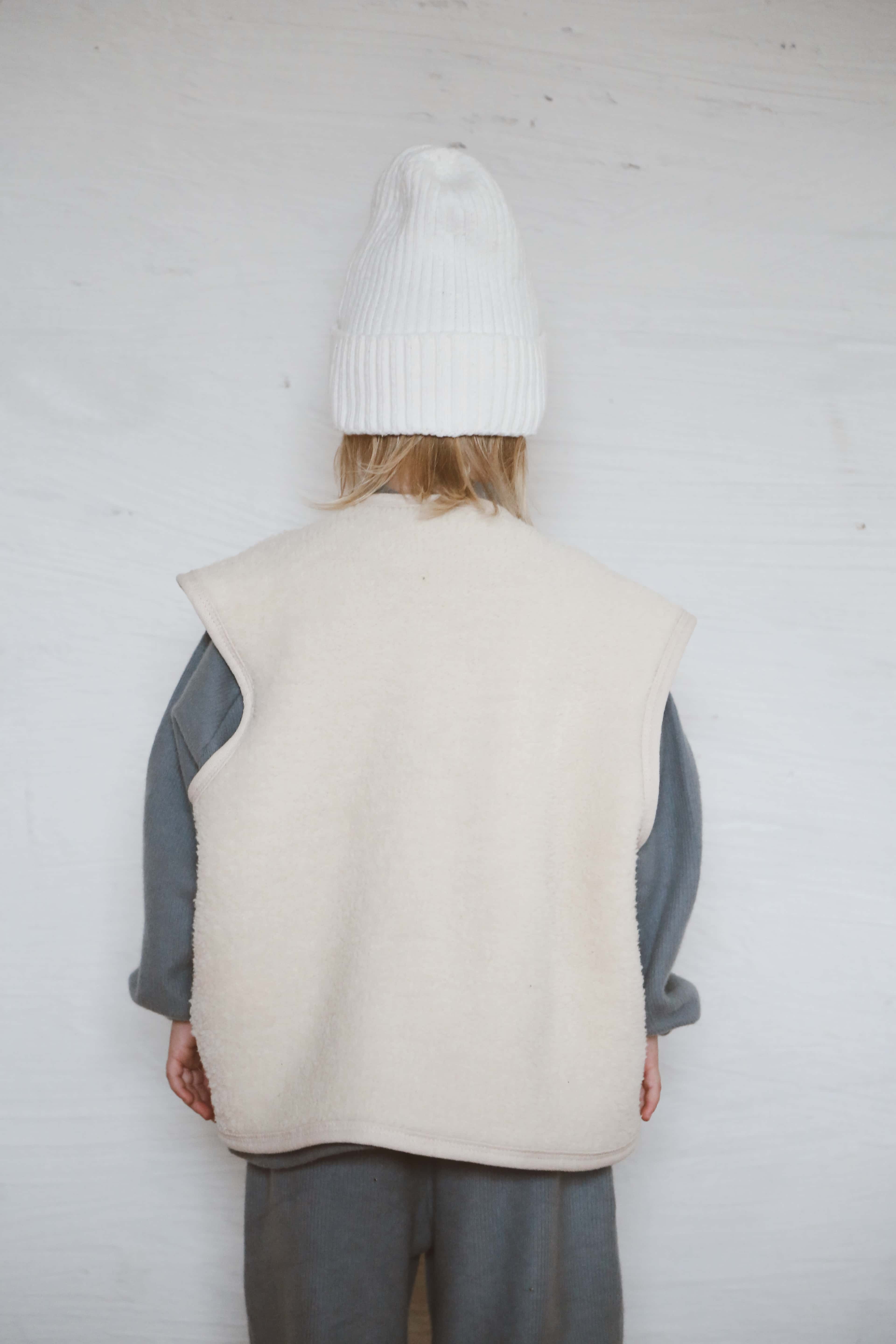 Oversize Cream Vest