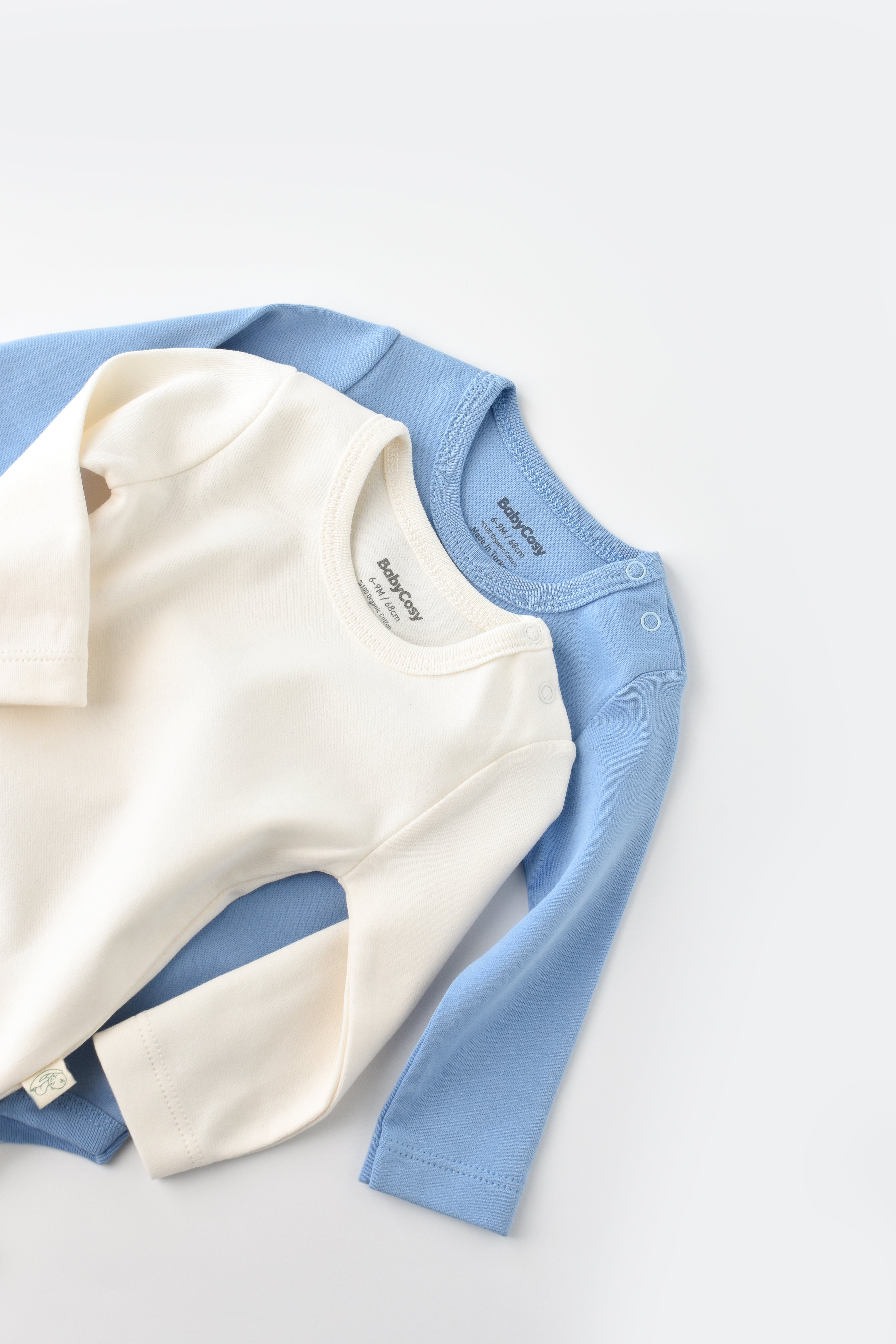 Unisex two pack long sleeve bodysuit set, breathable 100% organic cotton baby clothing