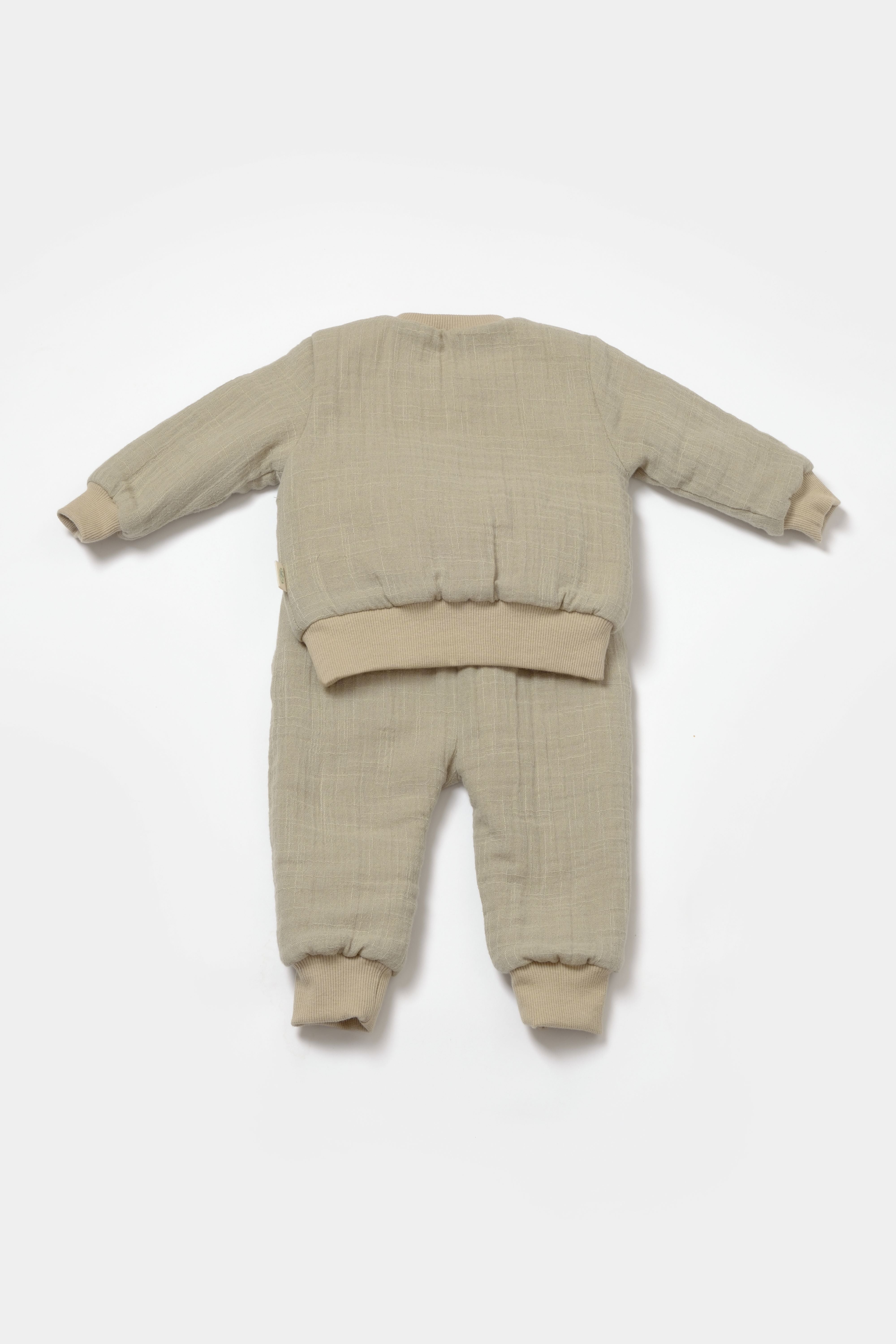 Unisex muslin green sherpa two piece baby clothing set made from breathable cotton blend.