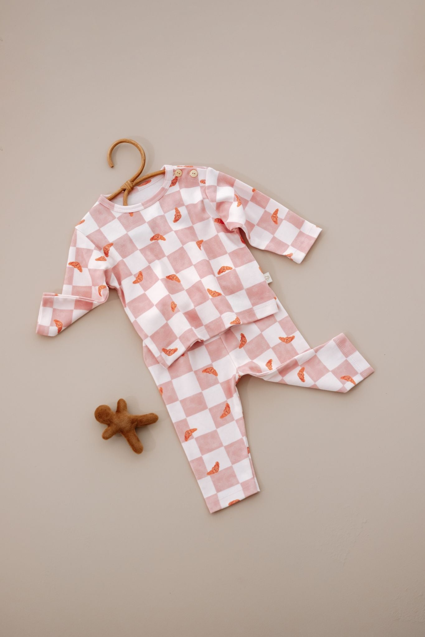 Croissant pattern baby shirt and pants