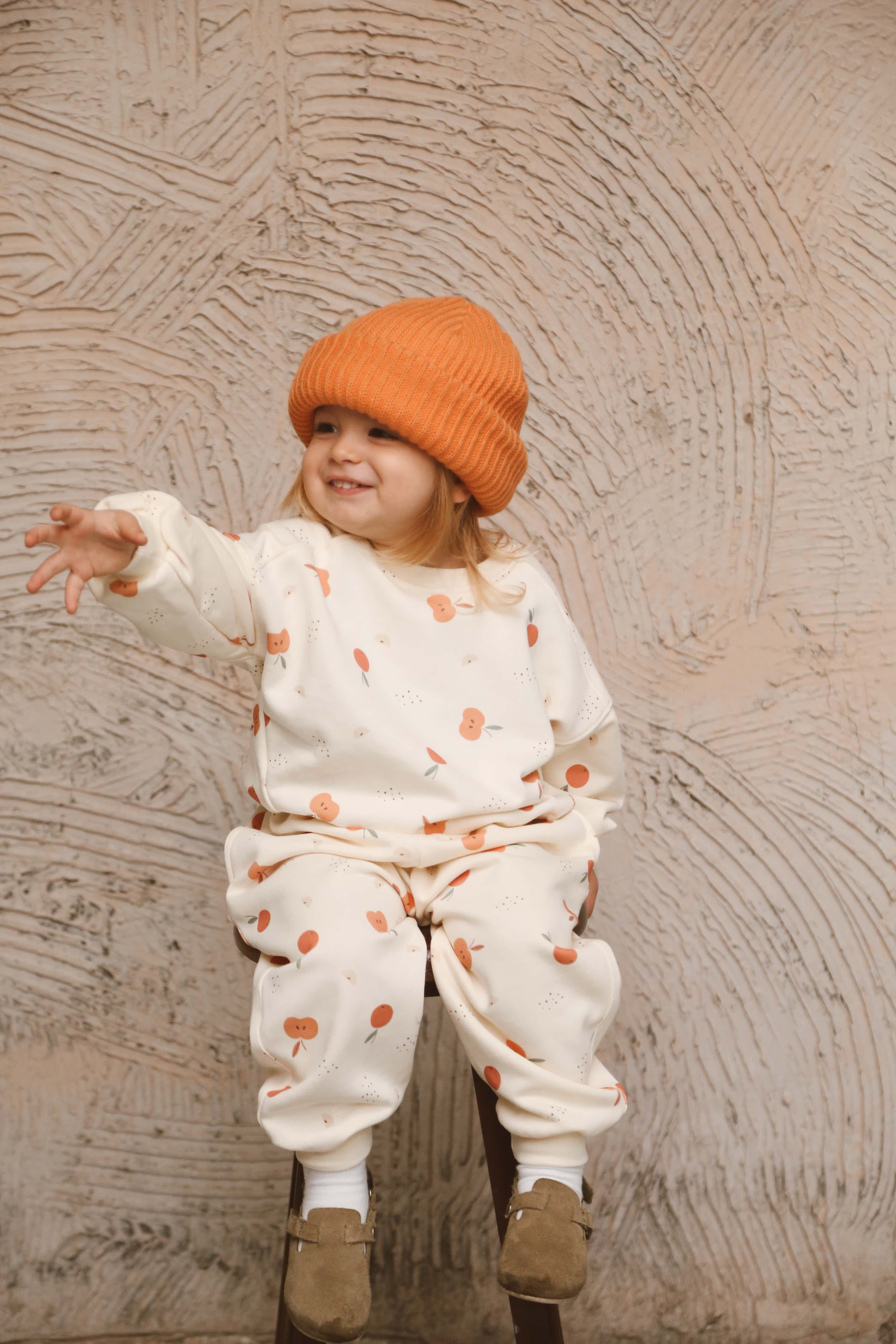 Apple Patterned 2 Piece Set