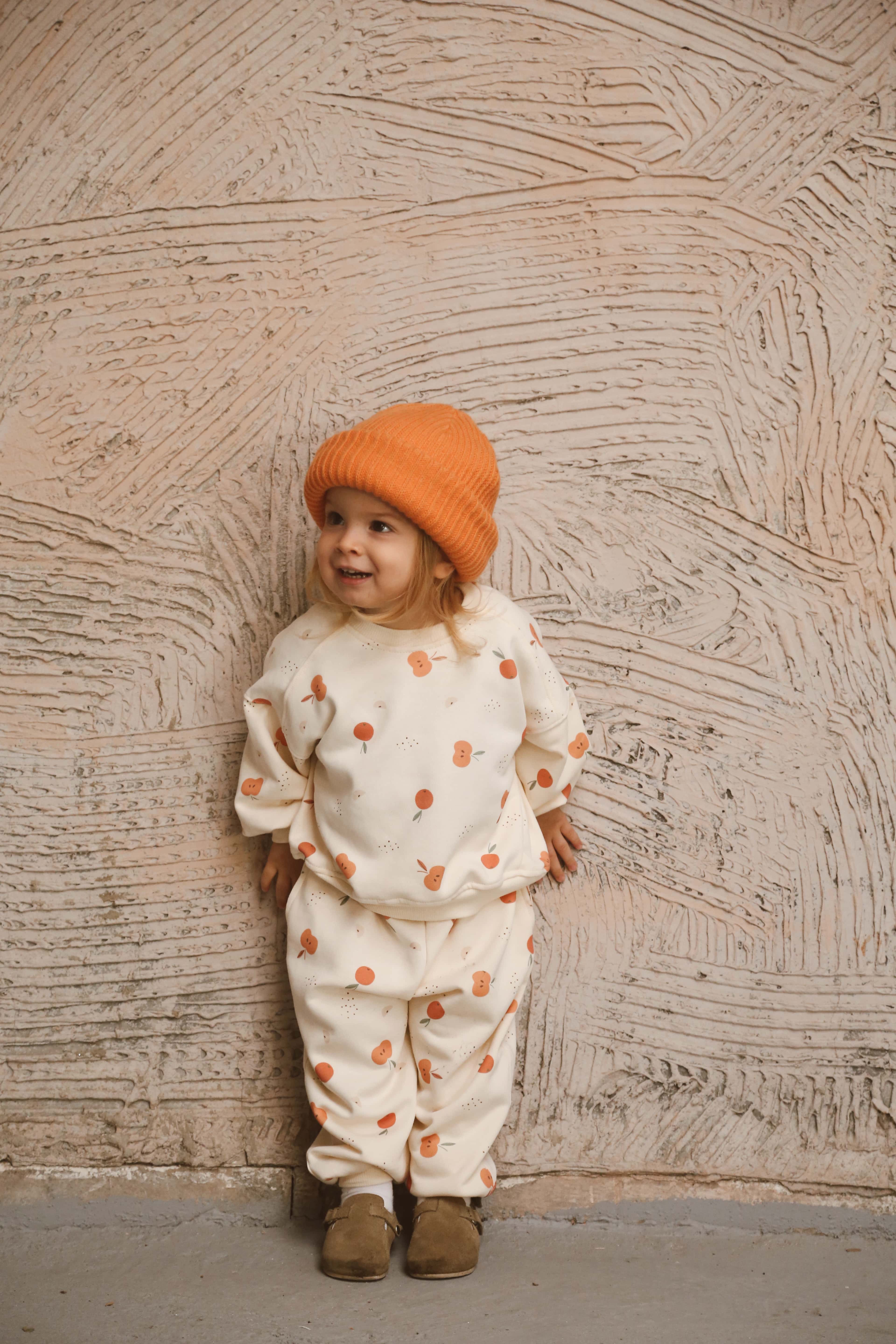 Apple Patterned 2 Piece Set