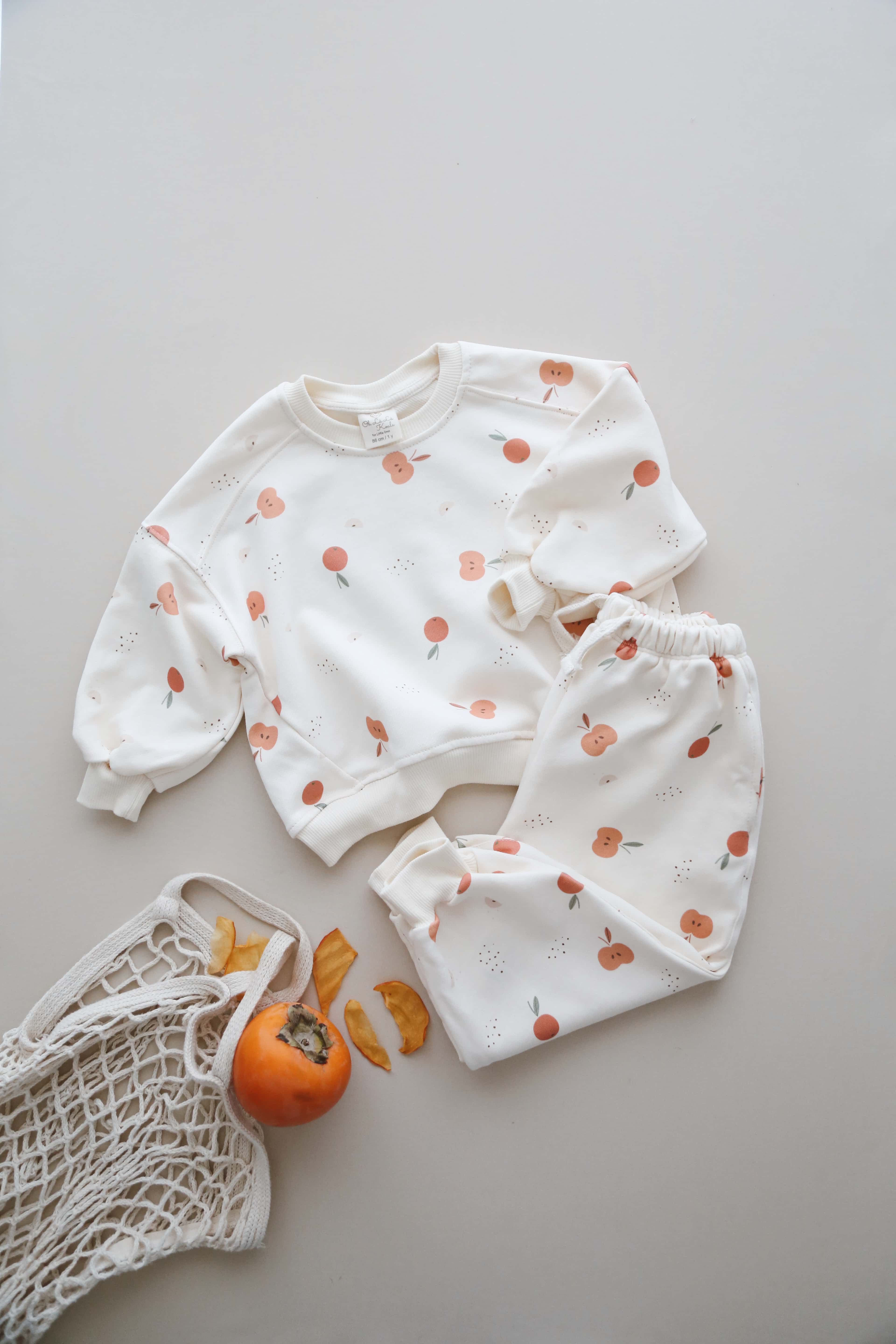 Apple Patterned 2 Piece Set