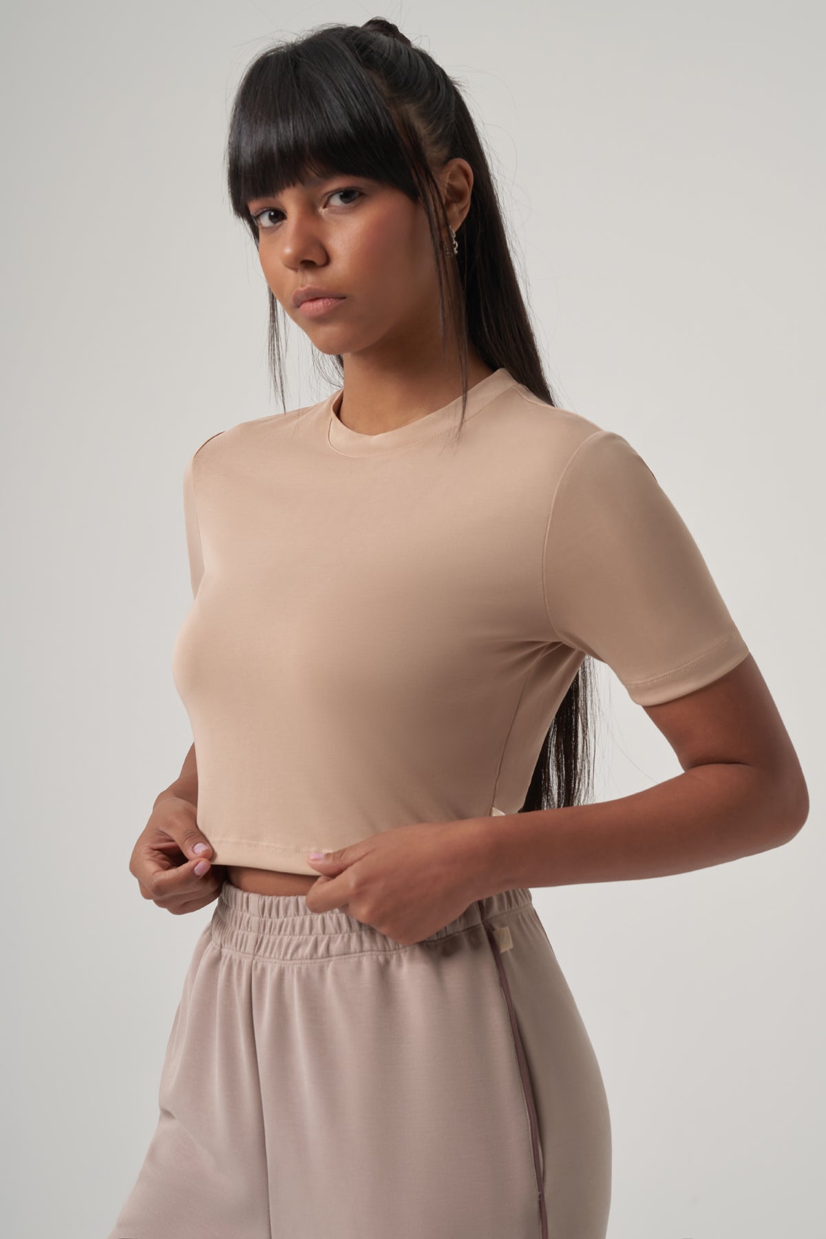 Niken Modal Cropped T-Shirt – Beige