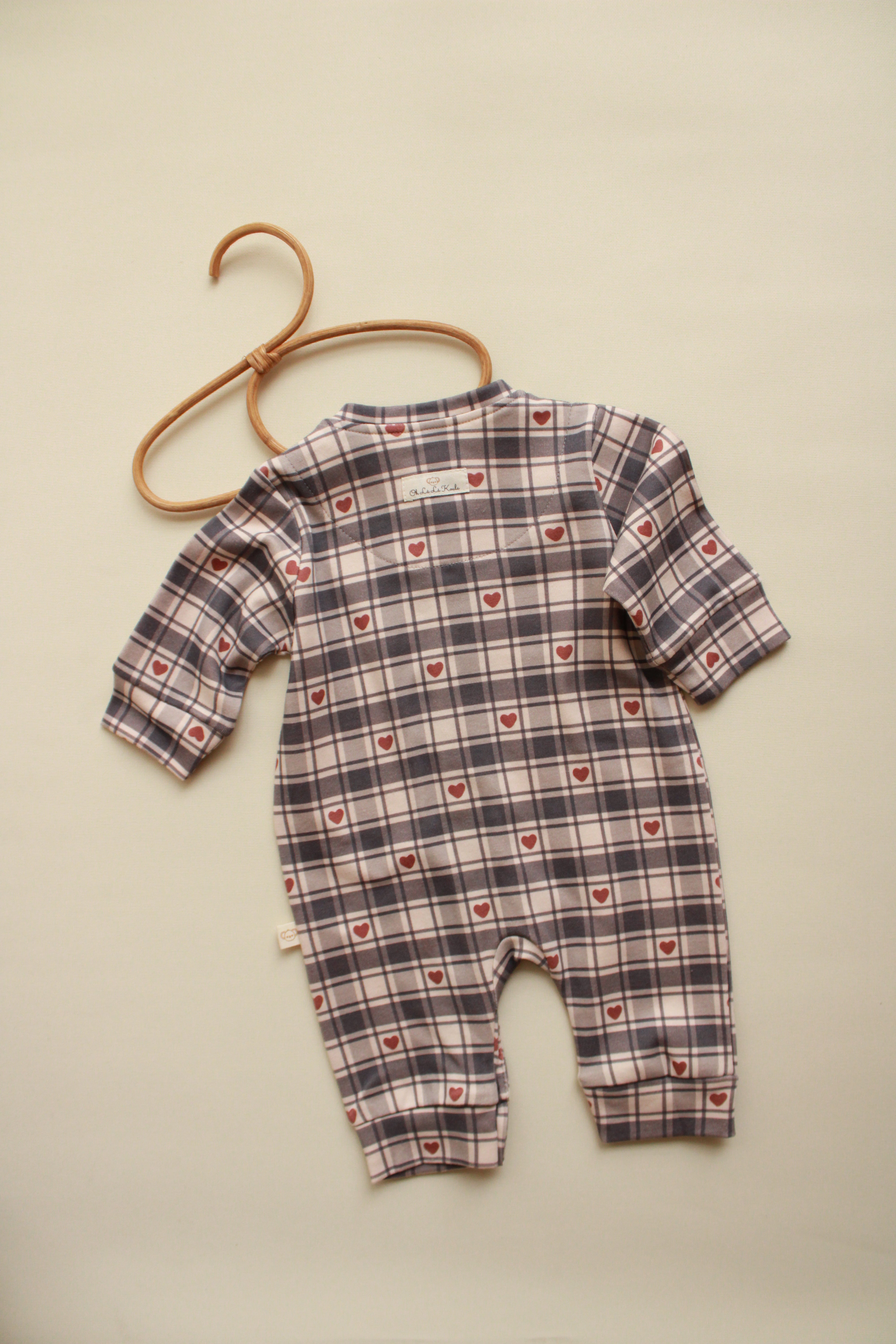 Soft cotton heart print plaid baby onesie