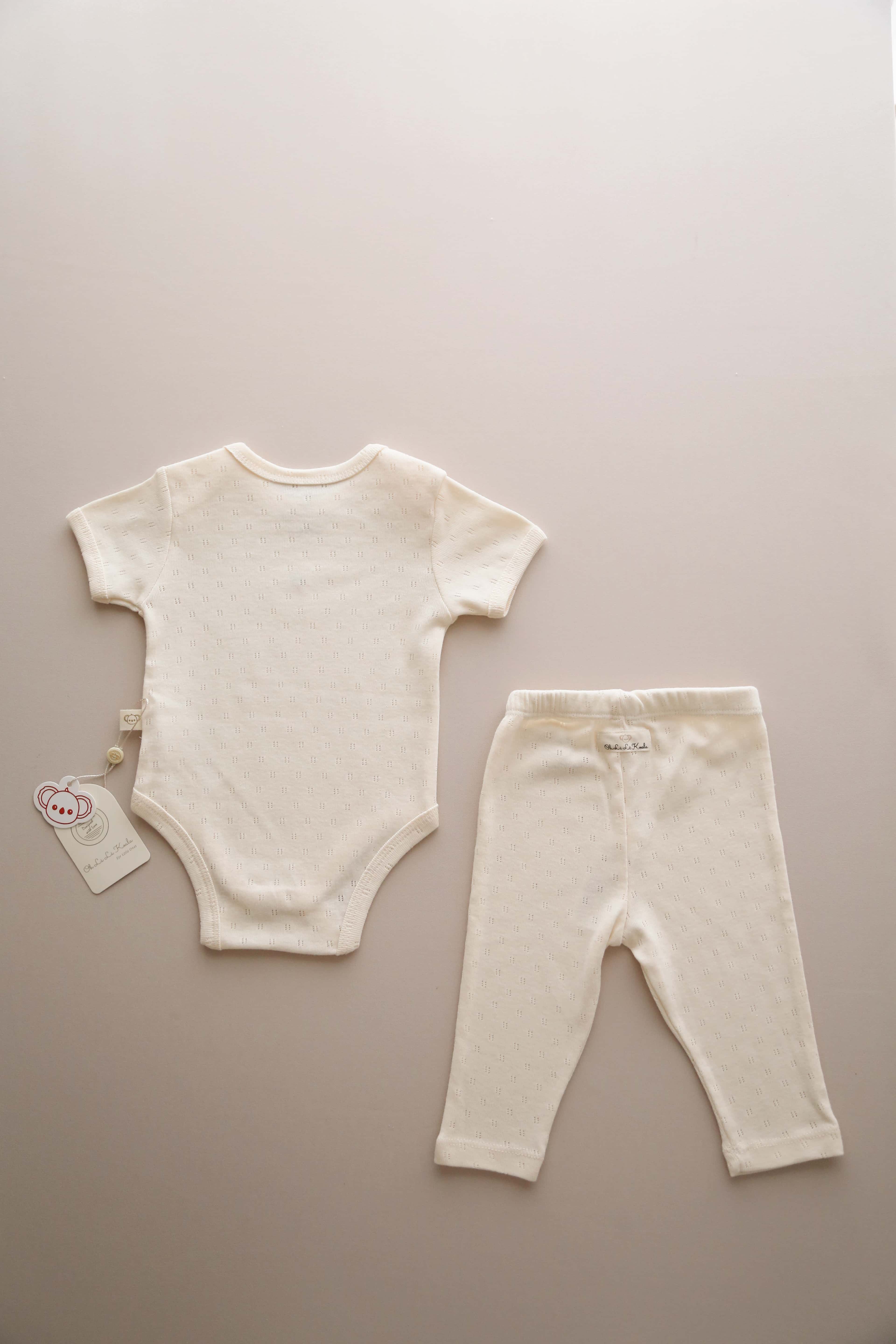 Beet patterned 2 piece baby clothing set, breathable cotton outfit for newborns and toddlers