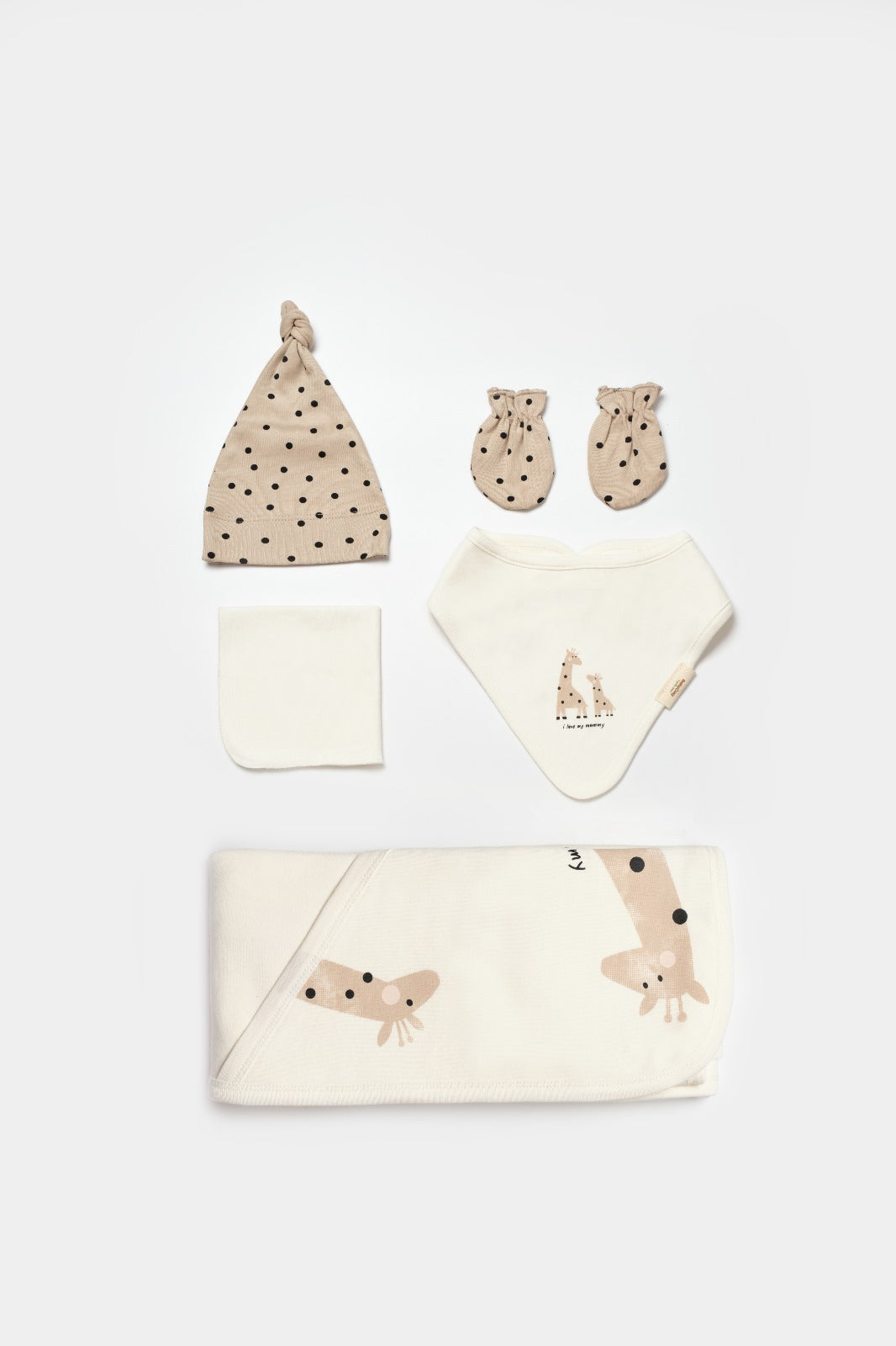 Complete newborn gift set with giraffe swaddle and accessories