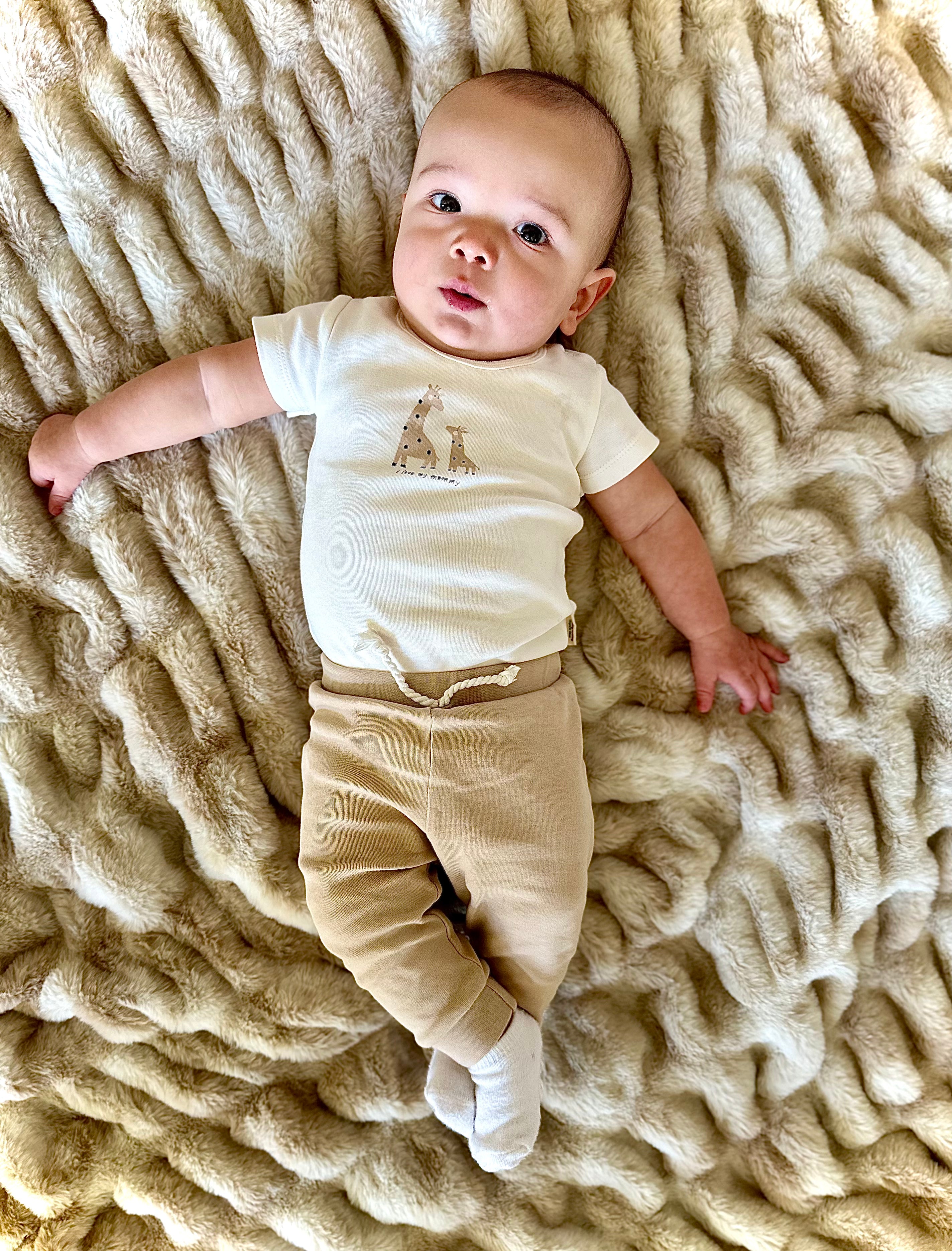 Organic Ecru Giraffe Bodysuit