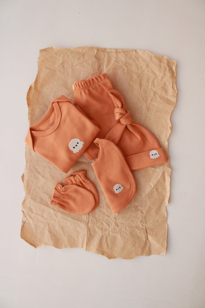 Adorable octopus patterned 5 piece infant set, stylish cotton outfit perfect for toddlers