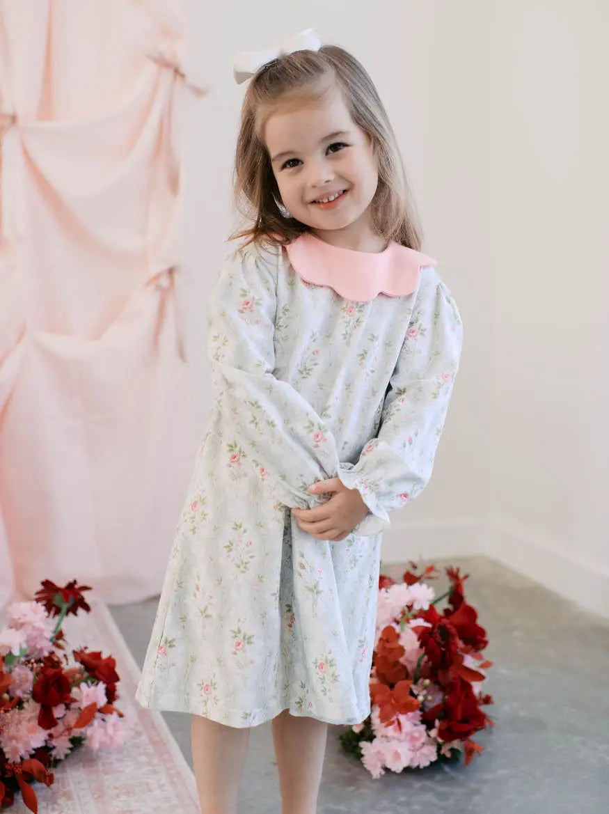 Girls vintage floral dress with pink scalloped collar