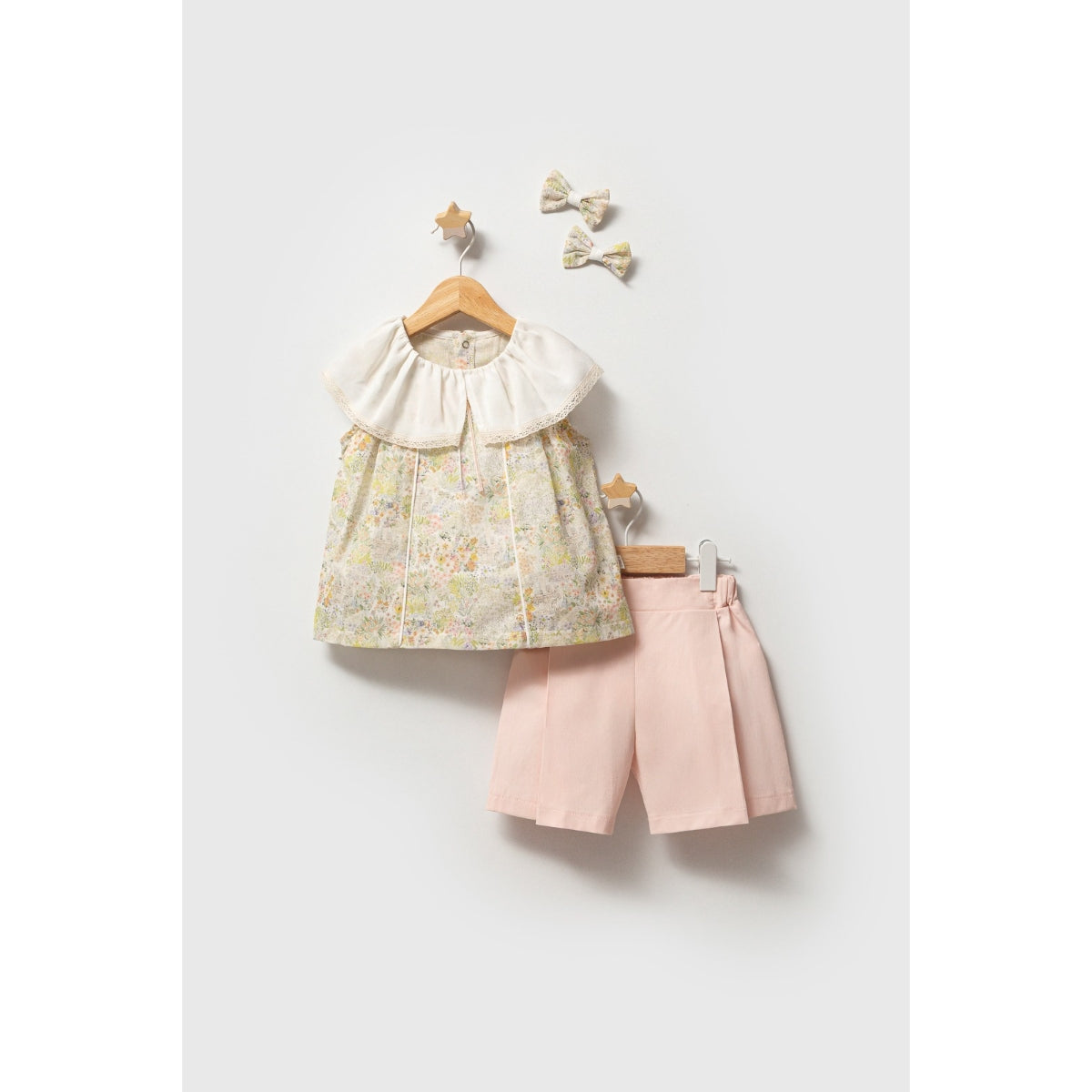 Toddler girl summer set with floral top and pink shorts