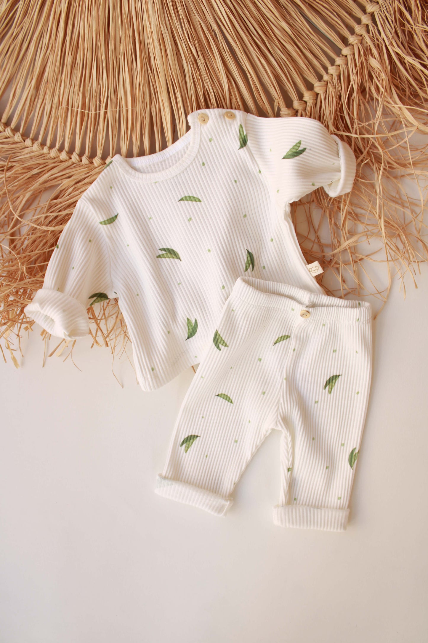 Pea Patterned 2 Piece Set