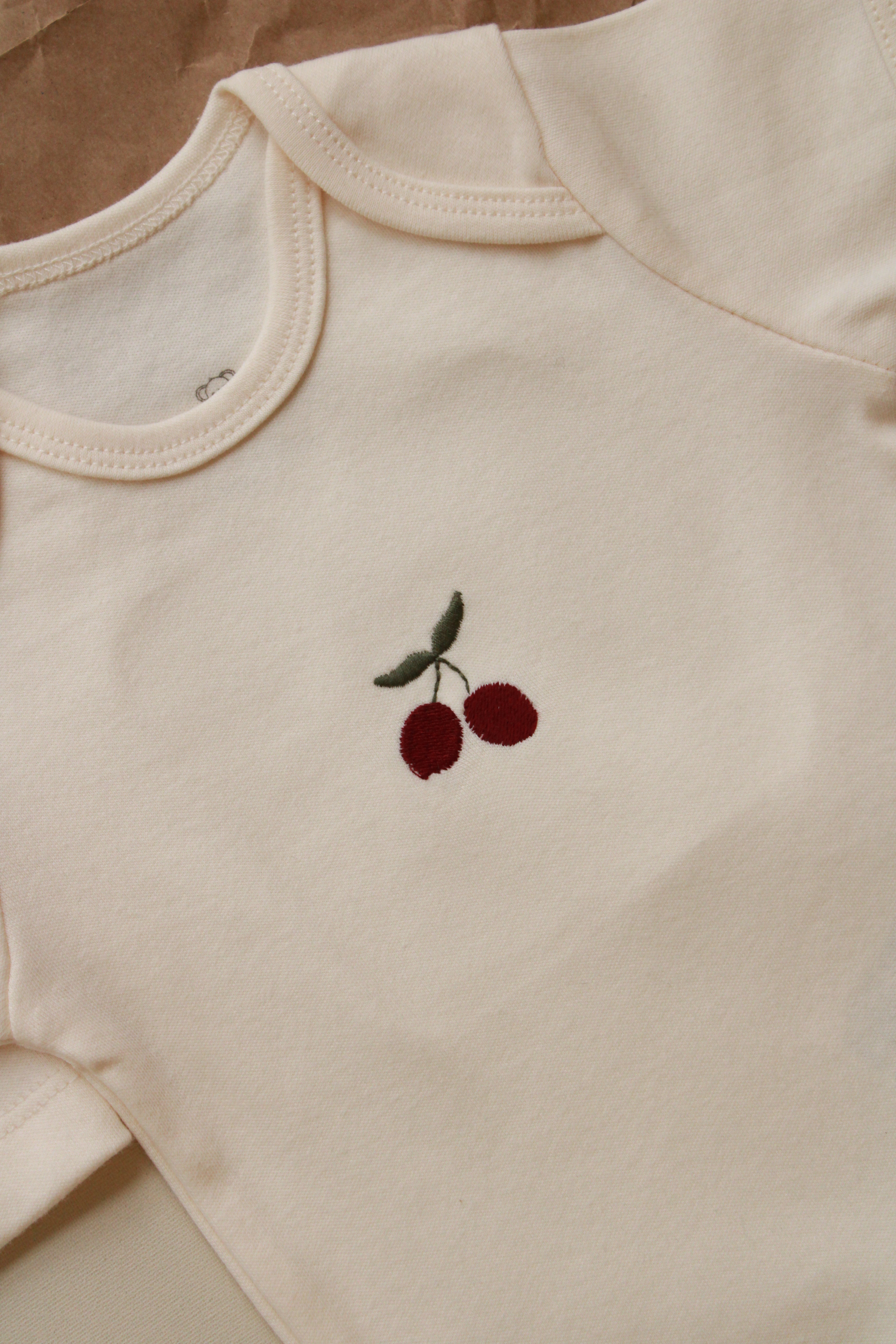 Cute cherry baby clothing set