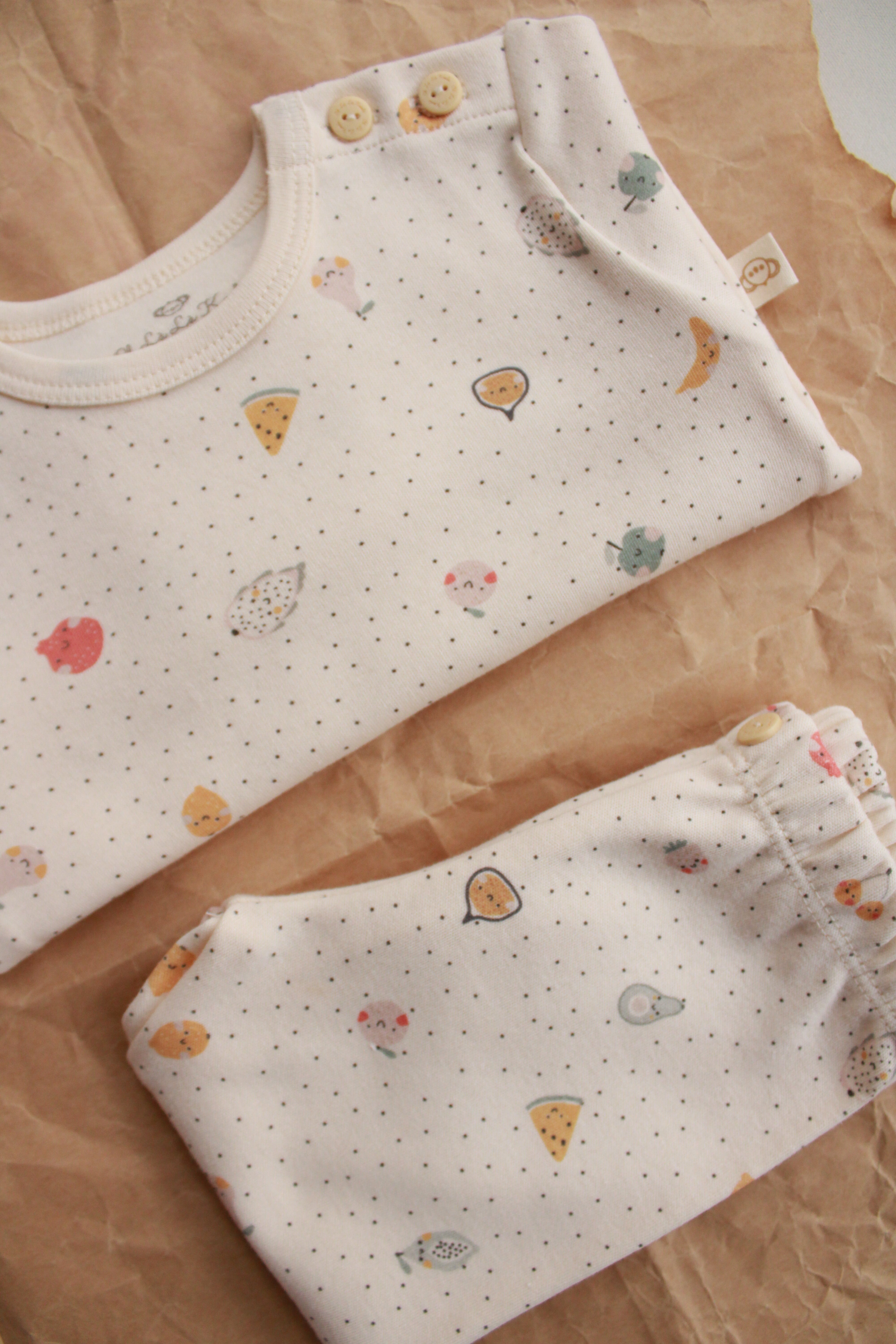 Cute fruit pattern baby clothing set