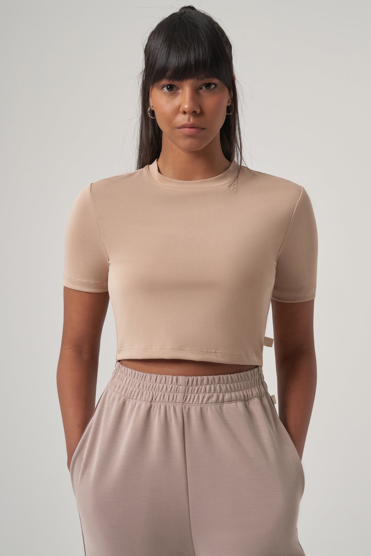 Niken Modal Cropped T-Shirt – Beige