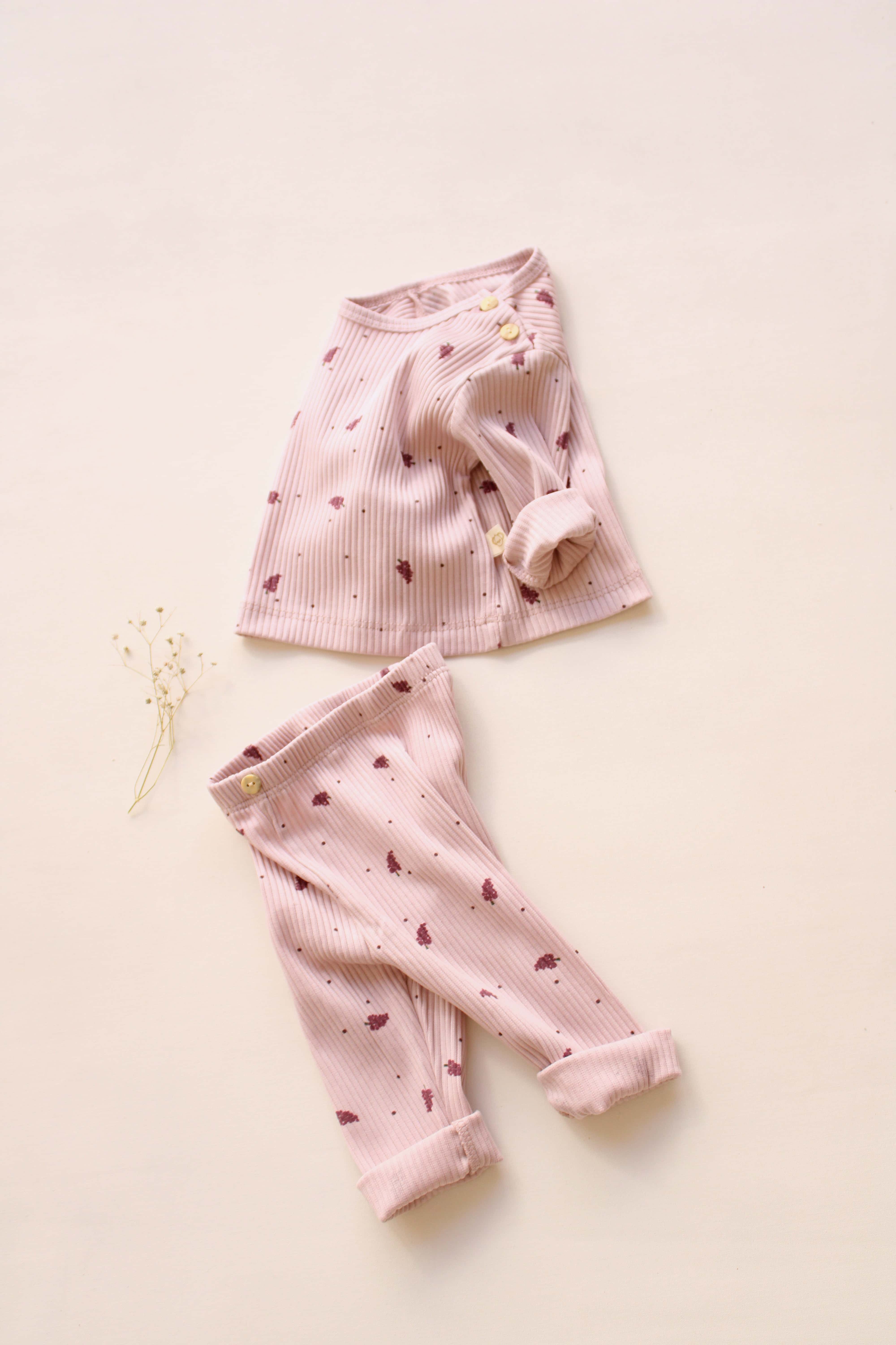 Soft cotton grape 2 piece baby set, stylish unisex clothing for toddlers and infants.