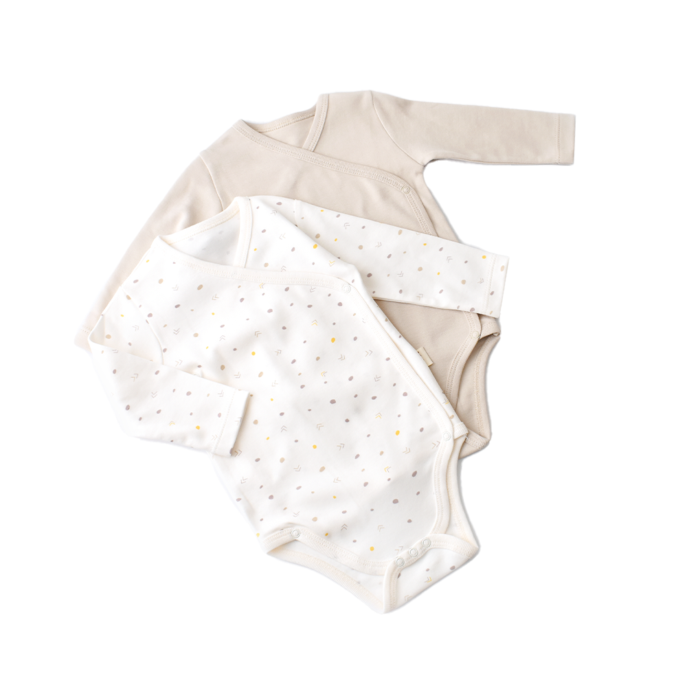 Two pack long sleeve baby bodysuits made from 100% organic cotton, cozy unisex outfit.
